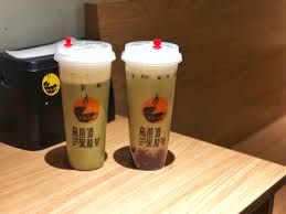 Boba takes tea as a base with a creamer, and sweet tapioca balls and combines them into a delightful beverage. A Milano Puoi Health Oolong Tea Bubble Tea A Milano 4 A Milano Puoi