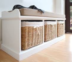 Sitzbank Bastogne Aus Holz Mit Stauraum Bank Mit Schuhaufbewahrung Sitztruhe Abstellraum Im Flur