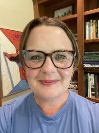 Sara Clary's Instagram, Twitter & Facebook