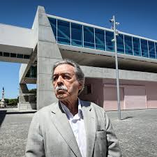 May 23, 2021 · morre paulo mendes da rocha, o último gigante da arquitetura brasileira arquiteto de 92 anos estava em atividade desde 1955 e recebeu o pritzker, maior prêmio da arquitetura, em 2006 Morreu Paulo Mendes Da Rocha O Mais Premiado Arquiteto Brasileiro E Responsavel Pelo Novo Museu Dos Coches Observador