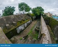 Old Spooky Ruins of Abandoned Sewri ...