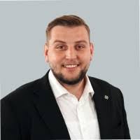 Sandra Bolter's Instagram, Twitter & Facebook