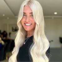 20+ "Nicole Calder" profiles