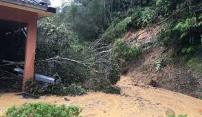 The main towns in cameron highlands are ringlet, tanah rata and brinchang. Video Tanah Runtuh 13 Penghuni Rumah Tnb Cameron Highlands Diarah Pindah Pak Din