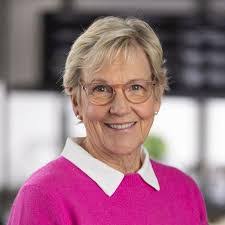 Paula Huls's Instagram, Twitter & Facebook