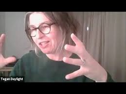 Tegan Bennett Daylight and Alice Robinson