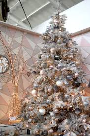 How about going for pink christmas ornaments (or pink christmas baubles as they say in the uk) that jazz up your home? Christmas Tree With A Modern Colour Scheme Of Blush Pink Grey And A Touch Of Rose Gold Gold Christmas Decorations Modern Christmas Tree Rose Gold Christmas