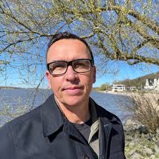 I'm here for an argument." So goes the famous Monty Python sketch "The  Argument Clinic." It imagines an office where you can stop in, pay a few  pounds, and have yourself a