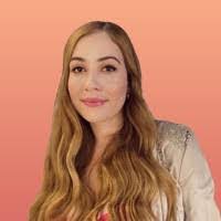 Alison Hintz's Instagram, Twitter & Facebook