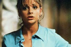 23 Of The Most Buffy Outfits Buffy Ever Wore