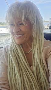 Donna Sabo's Instagram, Twitter & Facebook