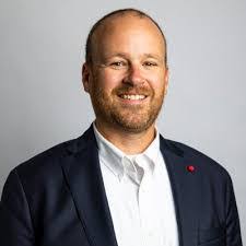 Michael Turow's Instagram, Twitter & Facebook