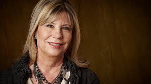 Melanie Eady's Instagram, Twitter & Facebook