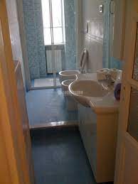 Costo medio per rifare un bagno grande (più di 6 mq) 5.000,00 €. Quanto Puo Costare Ristrutturare Completamente Un Bagno Habitissimo