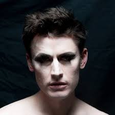 Jo Foley (@jofoleyhoop)