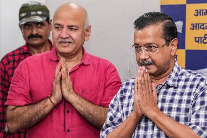 Arvind Kejriwal CBI | CBI Liquor Policy Scam | 'जज ने समझा ही नहीं', केजरीवाल-सिसोदिया को छोड़ेगी नहीं सीबीआई, दिल्ली हाईकोर्ट में गिनाई सारी गलती - News18 हिंदी