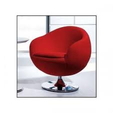 Vistez un de nos showrooms européens. Fauteuil Design Rouge Rue Du Commerce
