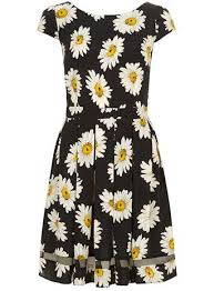Black Daisy Tea Dress Fashion Tea Dress High Fashion Street Style