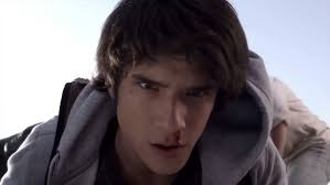 Teen Wolf 1x06 Stiles and Scott testing Scott anger by scratch the car bit  up.