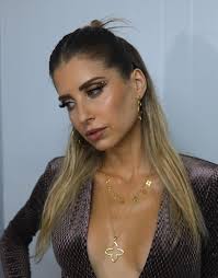 Heute um 20:15 Uhr läuft endlich die erste Folge der neuen Staffel  @kampfderrealitystars bei @rtlzwei 🤩 Eins kann in euch schon mal verraten:  Es wird sehr spannend! 🤫 Schaltet heute Abend also