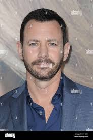 Larry Abrahamson's Instagram, Twitter & Facebook