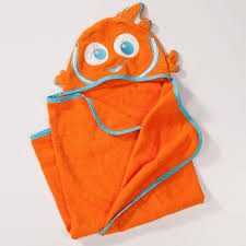 Inspired by the characters from disney and pixar's finding nemo, our bath mat provides the softness and absorbency of pure cotton, plus a splash of col… Finding Nemo Deluxe Hooded Towel Baby Towel Finding Nemo Baby Nemo Baby
