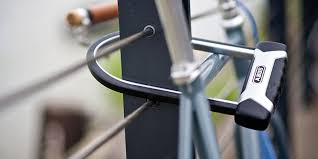 11 years ago lock pick: How To Pick A Bicycle Lock 5 Helpful Methods Bike Hacks