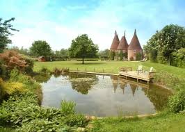 Oast House In Kent English Countryside Places In Europe Beautiful Buildings