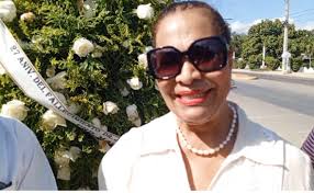 El Gobierno De La Linea added a...