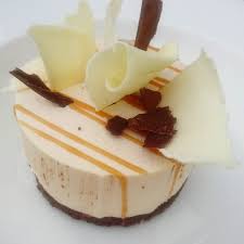 Royal Au Caramel Beurre Sale Menubistronomique Caramel Chocolat Royal Gourmandcroquant Yummy Dessert Patisserie Pastry F Desserts Food Cheesecake