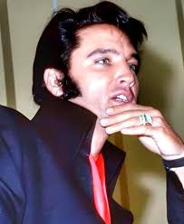 Meeting a Cadillac owner who loves classic music at Sun Studio