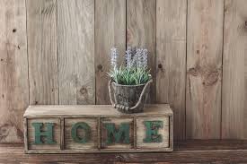 Sea life paintings, and paintings with quotes, as well as photographic prints on wood. 21 Wood Wall Art Ideas For The Perfect Rustic Look Home Stratosphere