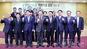 이비인후과 전문의 이철희 교수를 통해 코에 생기는 병에 대한 양질의 정보를 듣는다. í•œê²½ëŒ€ ë°±ë'ëŒ€ê°„ ìˆ˜ëª©ì› ê³µë™ í† ë¡ íšŒ ê°œìµœ êµìœ¡ ì¢…í•©ë‰´ìŠ¤ ê¸°ì‚¬ë³¸ë¬¸ ê²½ì¸ì‹ ë¬¸