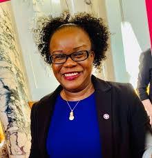 Bernadette Thompson's Instagram, Twitter & Facebook