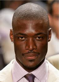 Coupe de cheveux garcon noir 2018. Coupe Afro Homme 72 Idees Pour Votre Inspiration Archzine Fr