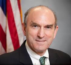 Elliott Abrams, Commissioner