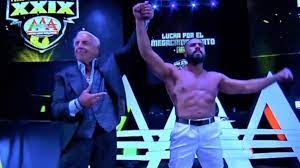 A ton of people believe the man to be flair but the person's face is. Esobdadmunvdnm