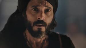 اسمه الحقيقي محمد إسماعيل ناجي، كان أول ظهور له في فيلم سبع ورقات كوتشينة في دور البطولة، ثم شارك في فيلم فتح عينيك، ومسلسل العميل 1001، ومسلسل على نار هادئة، ومسلسل السندريلا، وفيلم. Ø§Ù„Ù…Ø³Ù„Ø³Ù„ Ø§Ù„Ù…ØµØ±ÙŠ ÙƒÙØ± Ø¯Ù„Ù‡Ø§Ø¨ Ù„Ø§ Ø§Ø³ØªÙ‚Ø±Ø§Ø± Ø¯ÙˆÙ† Ù‚ØµØ§Øµ