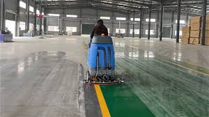 工业全自动洗地机原来还能这样用_地面_油污_进行