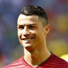 Bu modeli ronaldo saç modelleri çizik stili olarak adlandırabiliriz. Pin On Celebrity Hairstyles