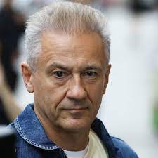 Открыть страницу «олег меньшиков» на facebook. Oleg Menshikov Chut Ne Umer Posle Operacii Kino Kultura Lenta Ru