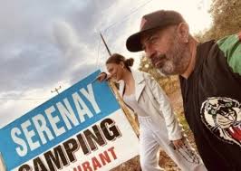 Serenay sarıkaya ile iş insanı haldun demirhisar'ın aşk yaşadığı iddia edildi. Serenay Sarikaya Dan Haldun Demirhisar Aciklamasi Haldun Demirhisar Kimdir Magazin Haberleri Magazin Haberleri