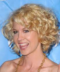 Short Blonde Curly Hairstyles For Women Hairstyles Weekly Short Curly Hairstyles For Women Curly Hair Styles Short Curly Haircuts