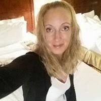 Elizabeth Dehaven's Instagram, Twitter & Facebook