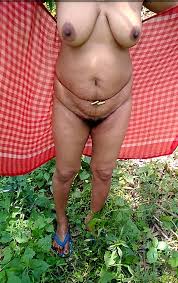 Village bhabhi bath photo: 1 Nude Pics | xHamster