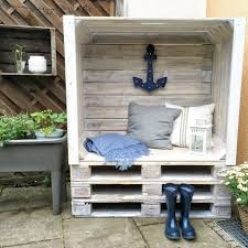 Pin Von Gi Ho Auf Palletten In 2020 Mobel Aus Paletten Garten Deko Paletten Ideen