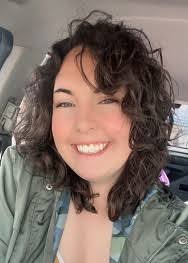 Alyssa Freund's Instagram, Twitter & Facebook