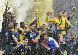 Lors d'une vente aux enchères réalisée par la maison julien's auctions, la médaille d'or d'un champion du monde 2018 français, resté anonyme, a été vendue pour 71 875 dollars. La France Championne Du Monde De Football