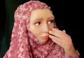 Emily Malott, "Froot" — Collar Works