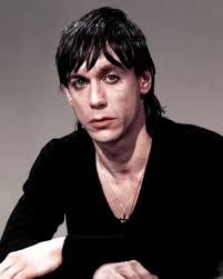 Here's a Monsula post, with bonus Uranium 9 Volt, Influents, Pinhead  Gunpowder, & Green Day content /s Pix & movie from The Coverups at 100  Club, with guest Courtney Love doing a